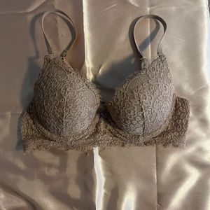Aerie 34B push-up